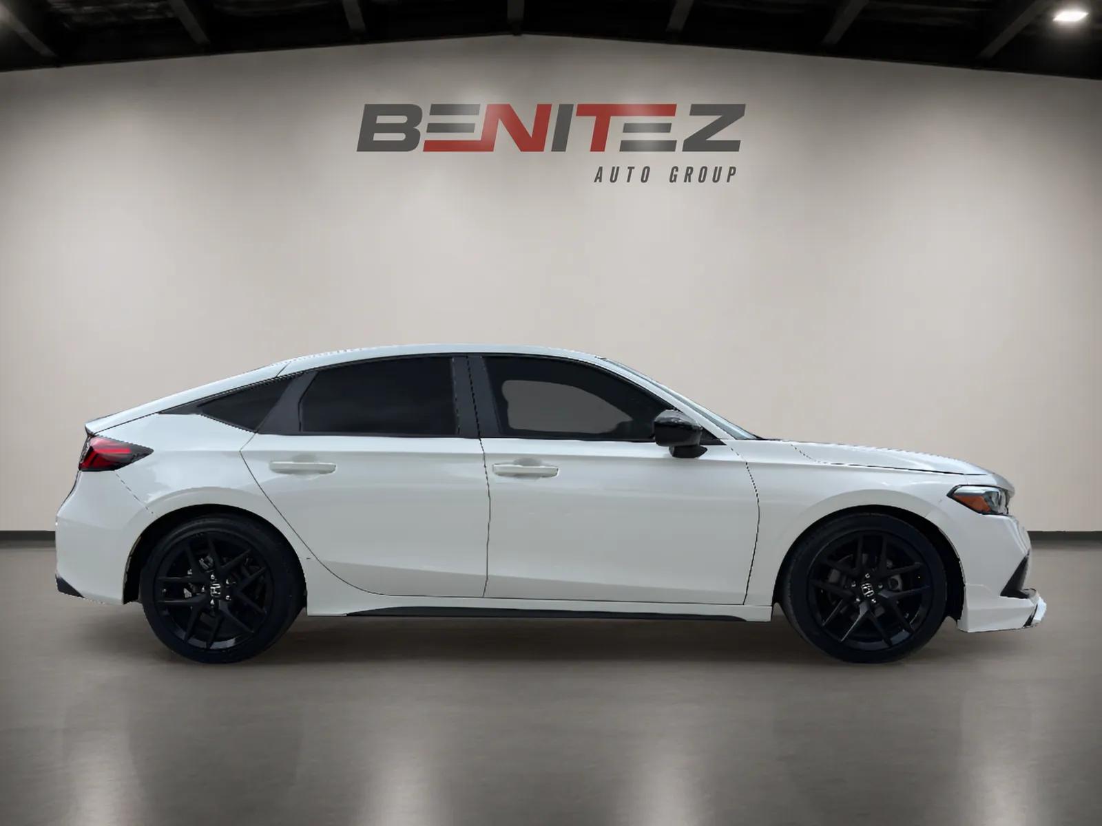 2025 Honda Civic Hatchback Sport - Photo 6