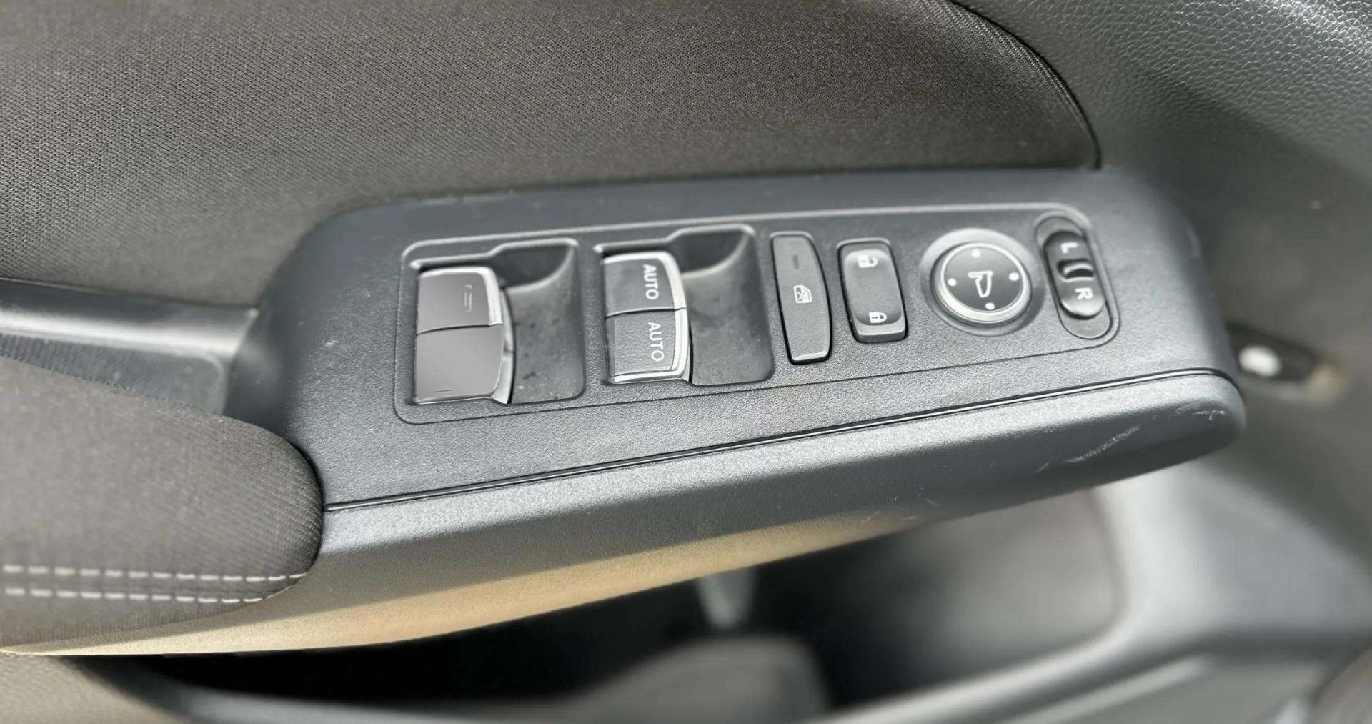 2024 Honda Civic Sport - Photo 14