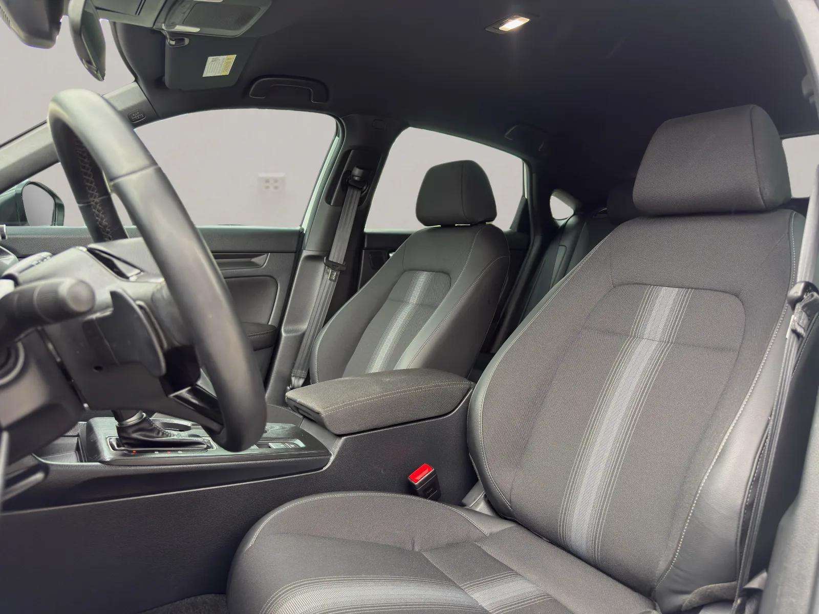 2025 Honda Civic Hatchback Sport - Photo 11