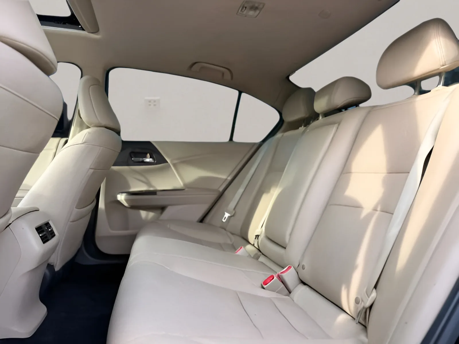 2017 Honda Accord EX-L - Photo 15